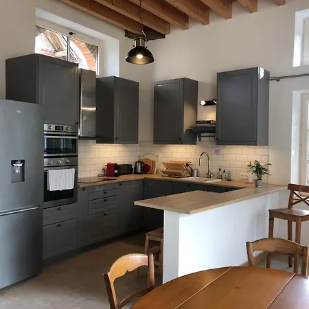 Chateau De Ferienhaus *